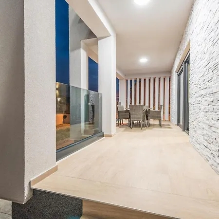 Villa Nika Zadarvillas *