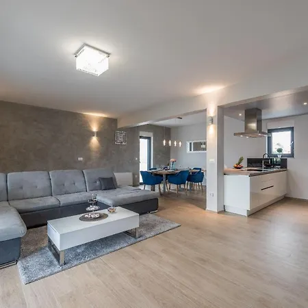 Nika Zadarvillas Villa