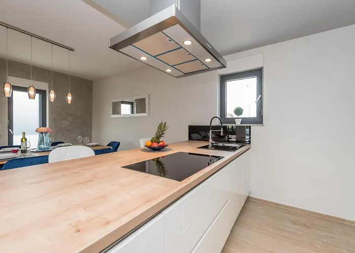 Nika Zadarvillas * Zadar