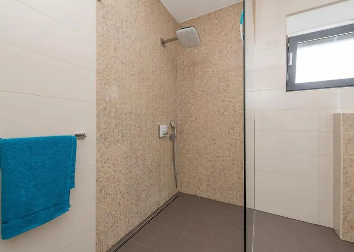 Nika Zadarvillas * Zadar