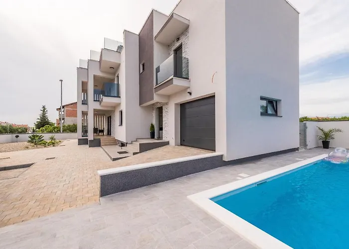 Nika Zadarvillas * Zadar